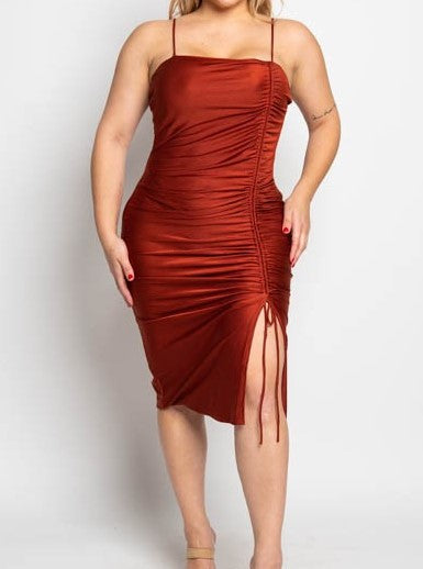 CHARMING - FRONT RUCHED SLIT MIDI DRESS - PLUS SIZE